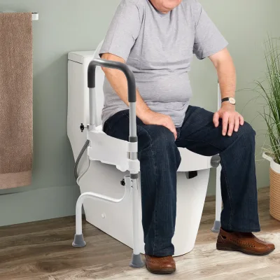 Rehausseur de toilette blanc avec accoudoirs